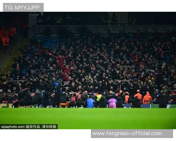 英超激战曼联与拜仁握手言和乌龙球成比赛转折点引发热议