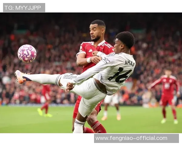 友谊赛精彩对决利物浦与曼联战成平局帽子戏法瞬间引发全场热烈反响